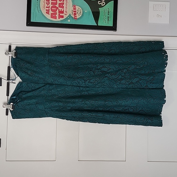 J. Crew 💕 HP 💕 Wedding Collection Jade Green Lace Strapless Dress, Size 10 - Picture 5 of 5